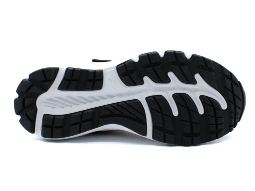 ASICS Contend 8