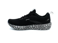 BROOKS Revel 6