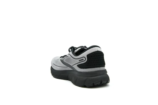 BROOKS Trace 2