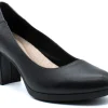 CLARKS Bayla Skip Pump