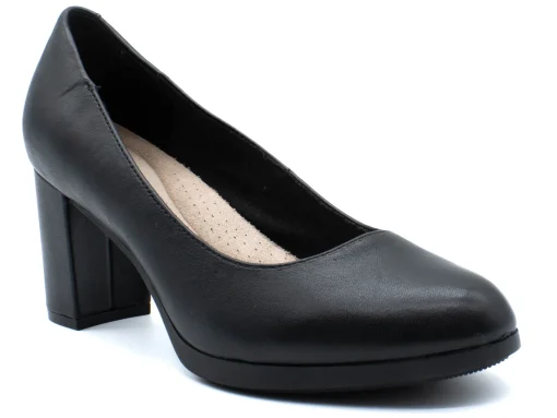 CLARKS Bayla Skip Pump