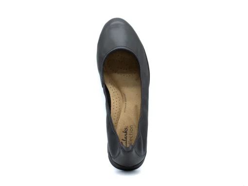 CLARKS Jenette Ease