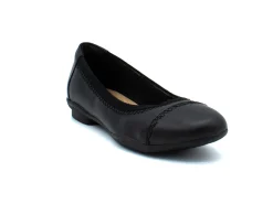 CLARKS Sara Bay Flat