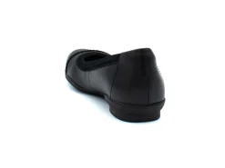 CLARKS Sara Bay Flat