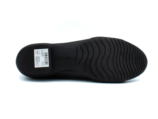 CLARKS Sara Bay Flat