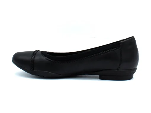CLARKS Sara Bay Flat
