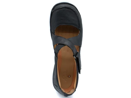 CLARKS Un Loop Strap