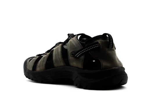 KEEN. TARGHEE III SANDAL