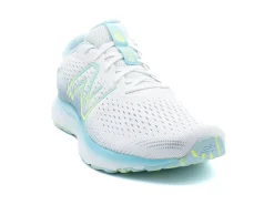 NEW BALANCE 520 v8