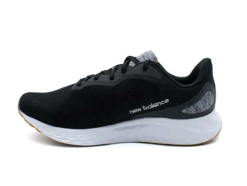 NEW BALANCE Fresh Foam Arishi V4
