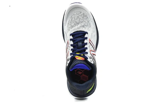 NEW BALANCE FreshFoam 680v7