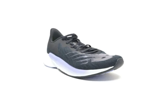 New Balance FuelCell Prism