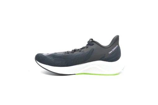 New Balance FuelCell Prism