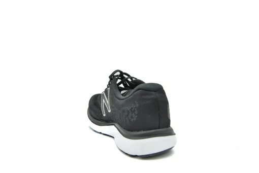 NEW BALANCE 680v7