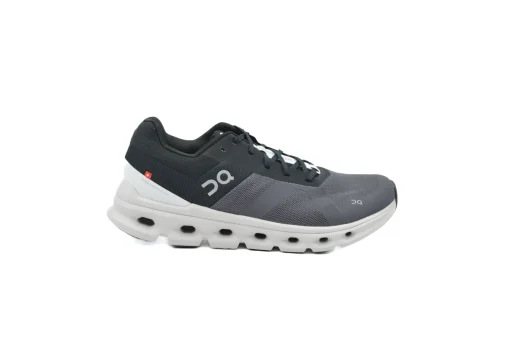 ON Cloudrunner Wide