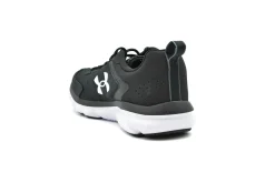 UNDER ARMOUR Charged Assert 9
